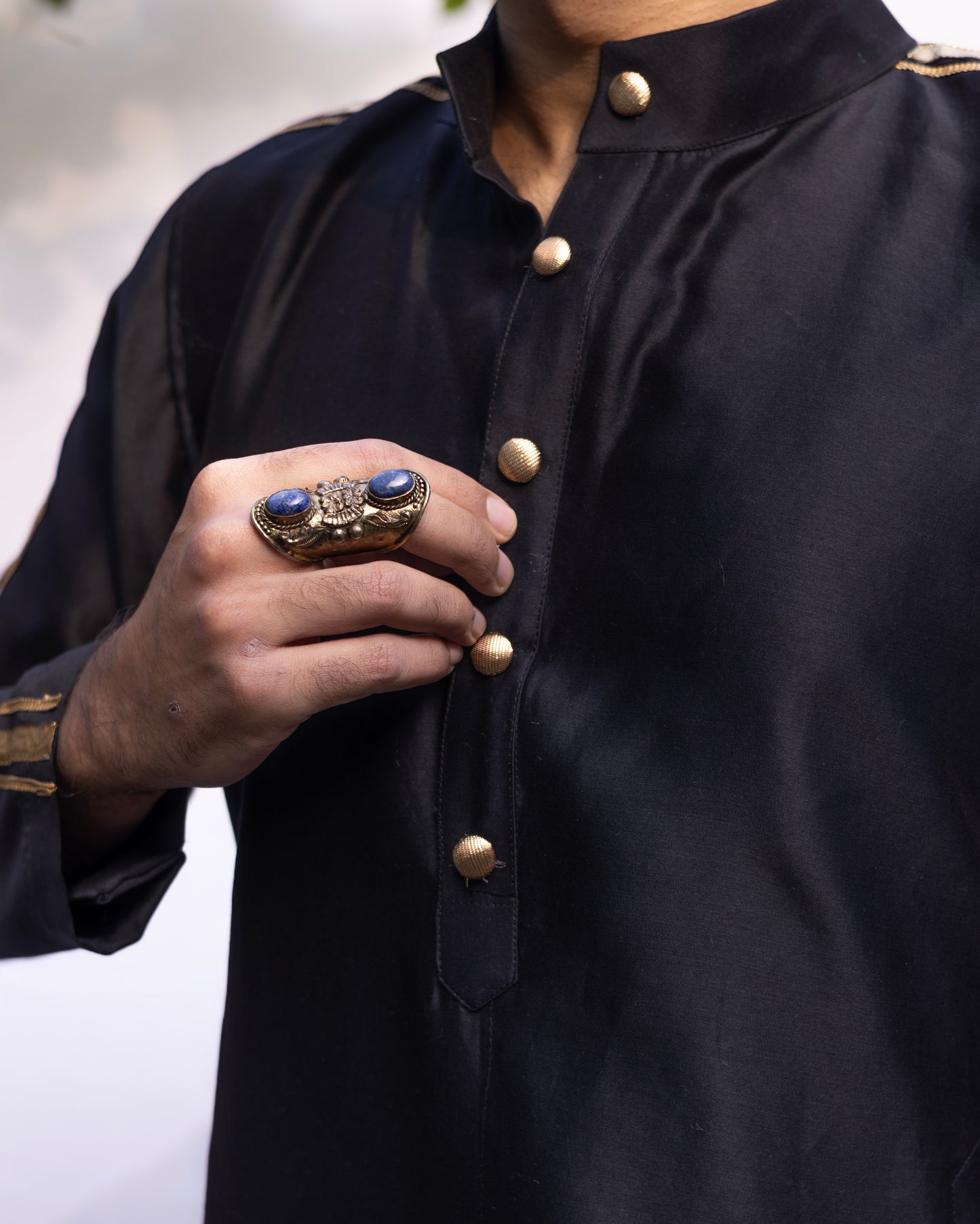 Raksh Black