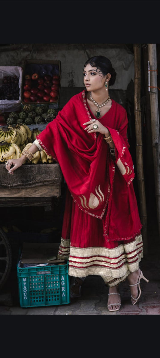 KAINAT-RED